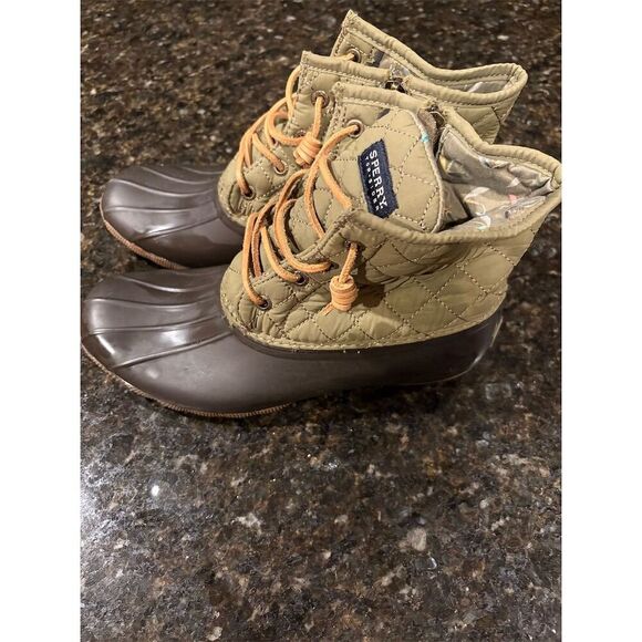 Sperry Women's Saltwater Quilted Duck Boots Green Size 8 Rainy Day Chic - Picture 3 of 6